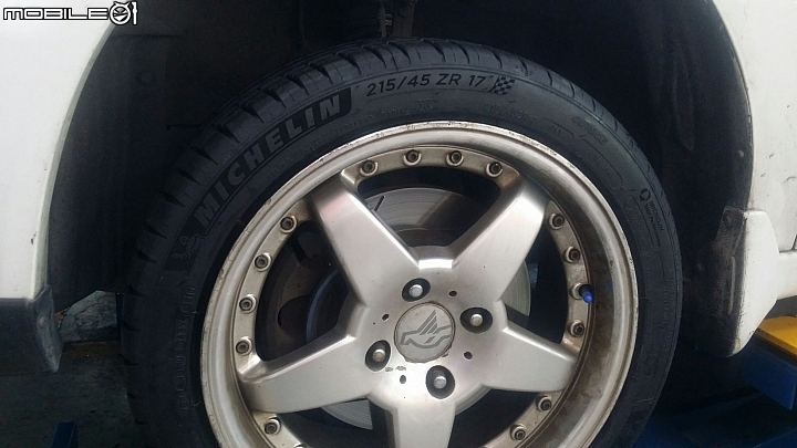 MICHELIN  PILOT SPROT 4 開箱及與C牌CSC5比較的心得。