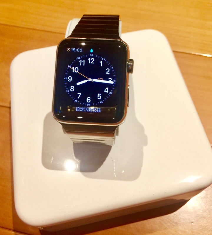 等了5個星期終於到貨了～人生第一隻apple watch