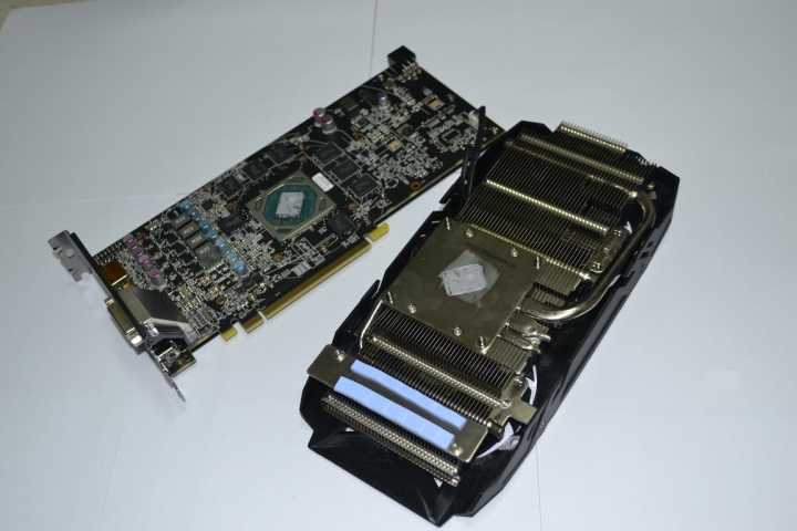 北極星系列的中高階首選 撼訊紅龍RX470 4G測試分享 內有BF1測試