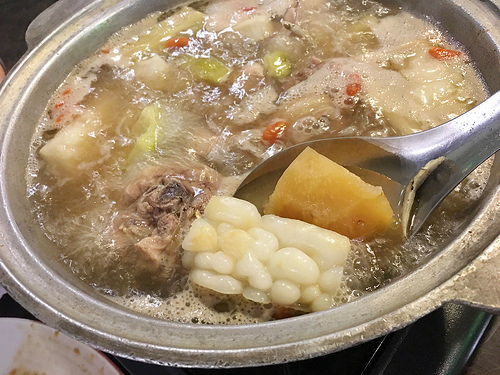 【玩 台北】北投區"皇池溫泉御膳館"冬天就是要泡溫泉啊。泡湯完又有美食根本是天堂~
