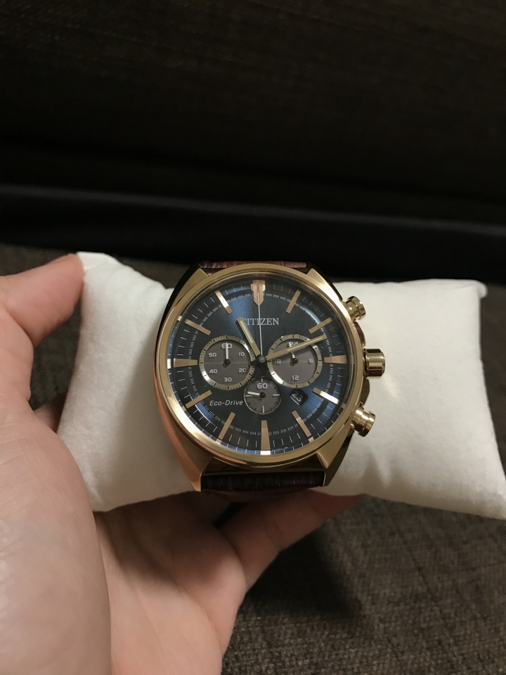 「開箱」Citizen CA4283-04L 真皮光動能錶