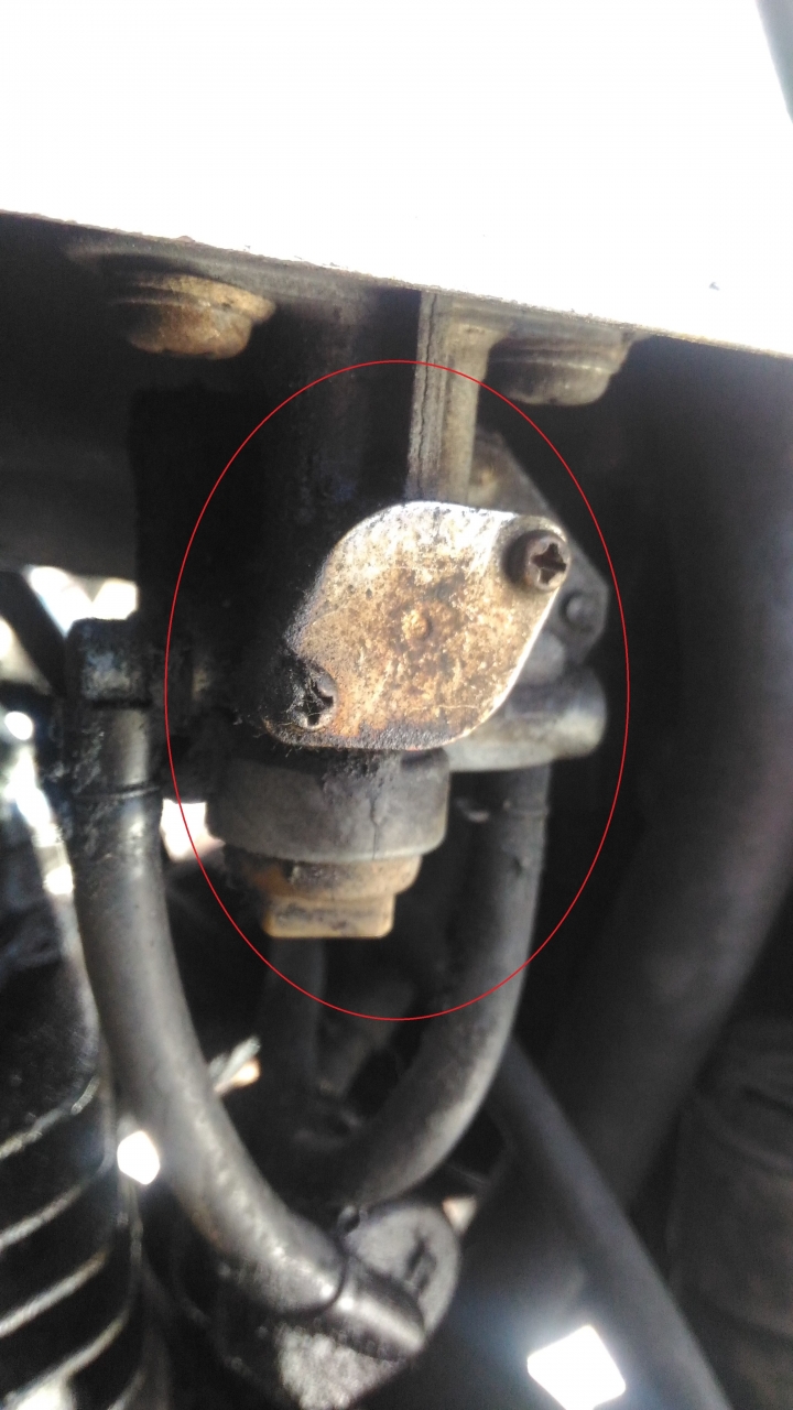 請問這零件名稱叫啥