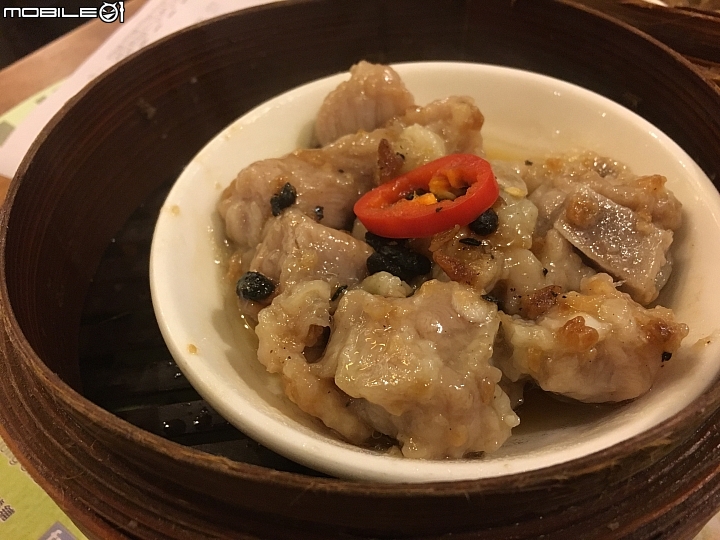 [遊記] 香港兩天兩夜雙A燈炮行 day 1