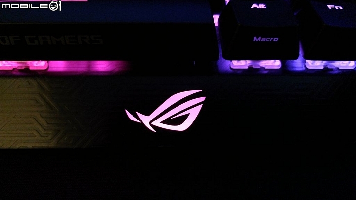 信仰開箱 ROG Claymore RGB 可分離組合機械鍵盤