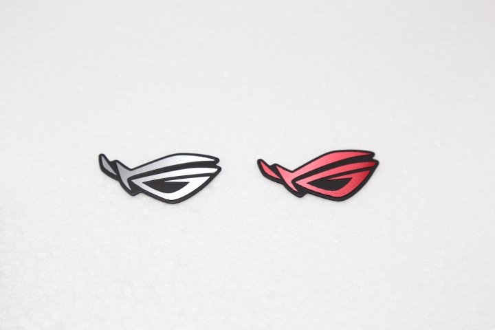 ROG Claymore RGB 機械鍵盤 真是有信仰才能開箱