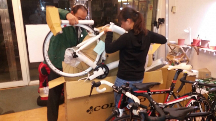 Colnago AC-R ULTEGRA 進化中....