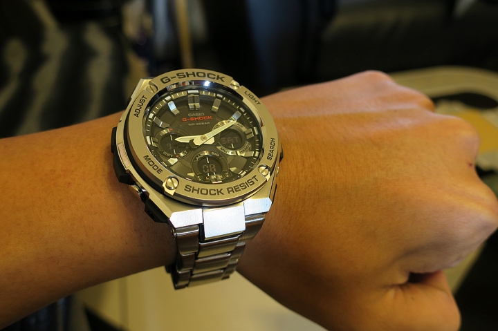 不用錢的CASIO GST-S110D-1ADR