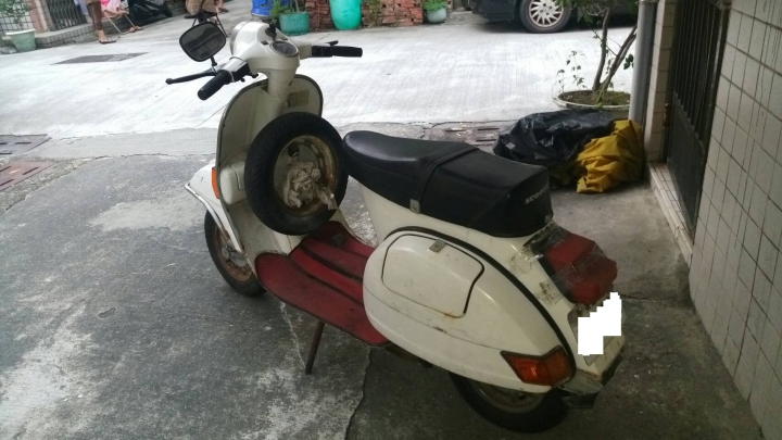 【詢問】VESPA P150X可以賣多少??