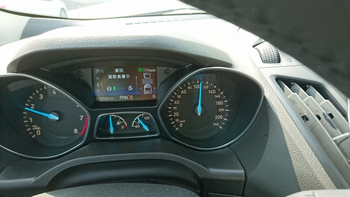 New Kuga 汽油 VS 柴油款