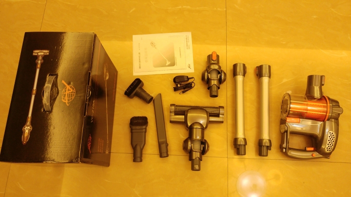 鑫愛家無線手持吸塵器VC-168與愛建無線手持吸塵器VC-219A開箱與簡易評比