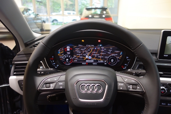 Audi A4太美，賞車喝咖啡