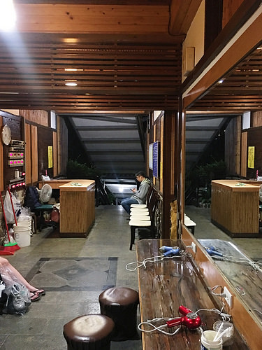 【玩 台北】北投區"皇池溫泉御膳館"冬天就是要泡溫泉啊。泡湯完又有美食根本是天堂~