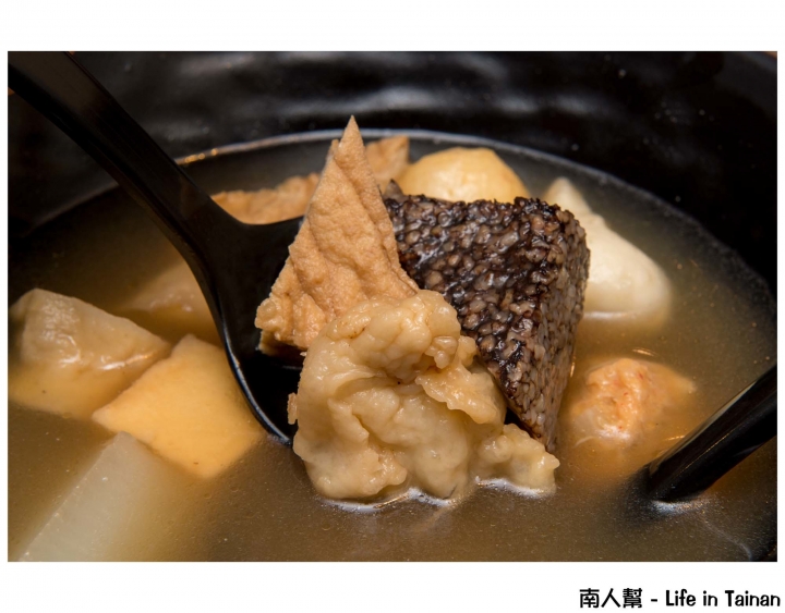 【台南安平區-美食】關東煮外還有炸物.烤物.飯麵等多種美食│微涼天氣來暖身~~古咕手作關東煮