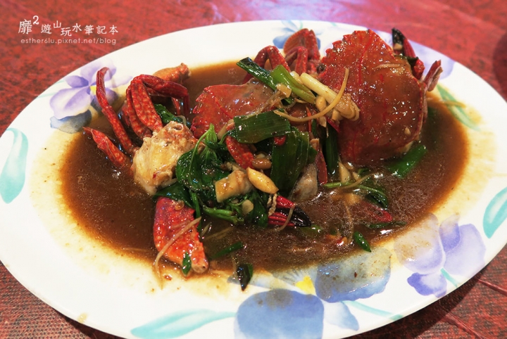 新北石門富基漁港~春金活海產 螃蟹季吃螃蟹大餐