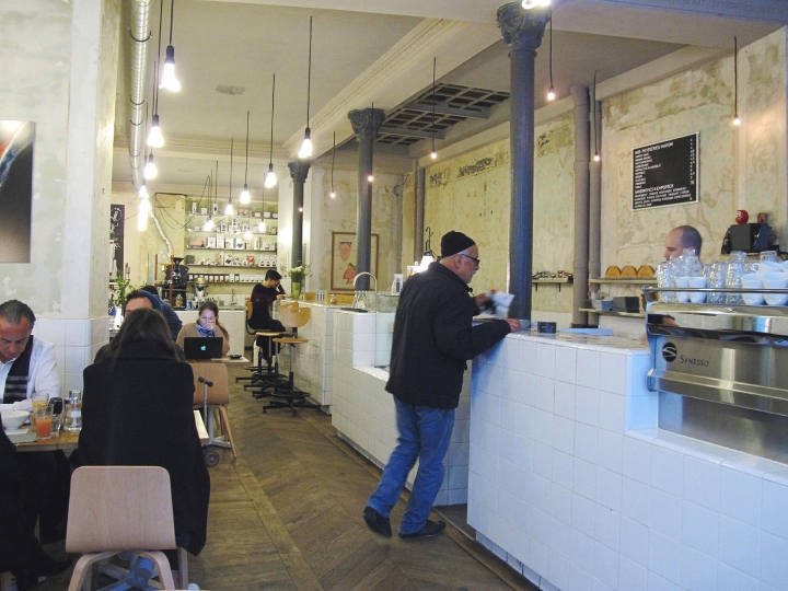 【Paris．好食】Coffee or Tea? 巴黎實驗室咖啡廳與拱廊街旁的巷弄小茶館