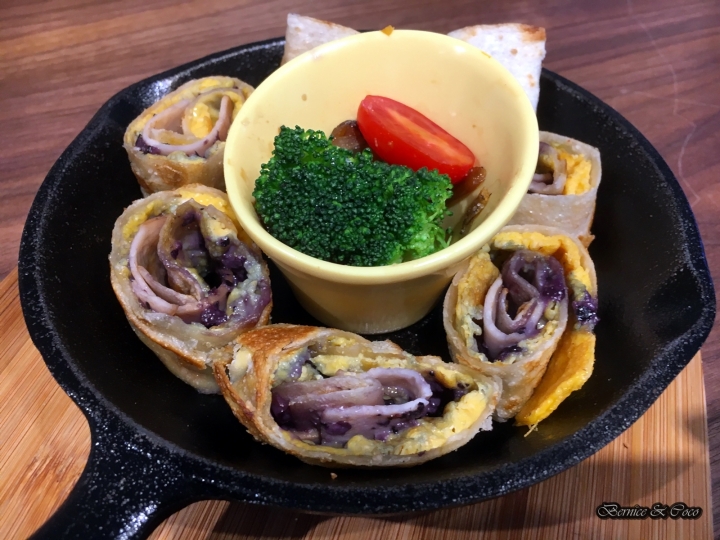 喜悅早餐坊Enjoy Breakfast/新式饅頭漢堡、鐵鍋蛋餅、輕食料理(板橋江子翠站)
