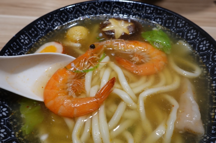 [食記] 新竹 魚町丼飯。高CP值生魚片、丼飯、昆布海鮮烏龍麵(東大店)