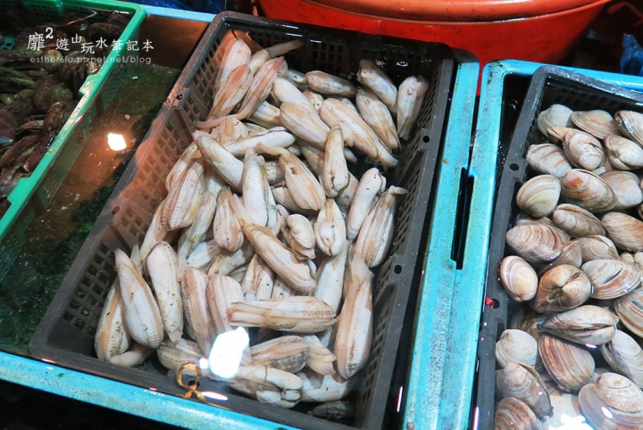 新北石門富基漁港~春金活海產 螃蟹季吃螃蟹大餐