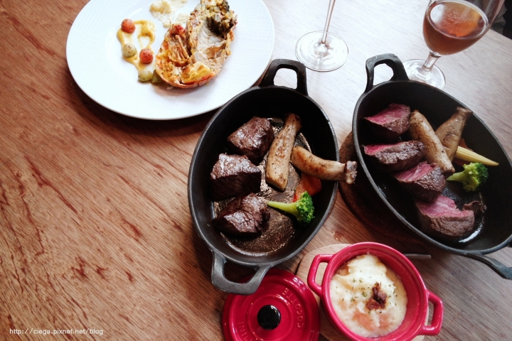 【高雄前鎮│牛排】Beer Beef比爾比夫和牛熟成館│一次享受乾式熟成牛排特有香氣與濕式熟成牛排甜度飽滿，佐杯紅酒搭配精緻頂級prime等級牛肉讓人融化│適合節日慶祝或是正式約會