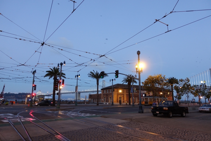 (胖樺遊記)舊金山San Francisco自由行DAY1景點交通美食攻略/Super Duper漢堡/Blue bottle藍瓶子咖啡/Crab House海鮮/Pier漁人碼頭/MUNI/BART/美西11日遊