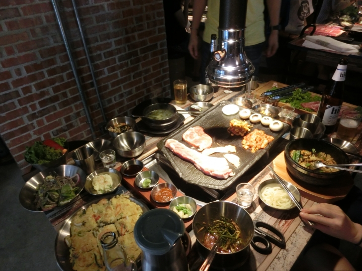 [咚咚家韓式豬肉專賣] 最道地的韓式燒烤 最強豬肉組合 伊比利豬&香草豬 韓國特色菜@國父紀念館2號出口