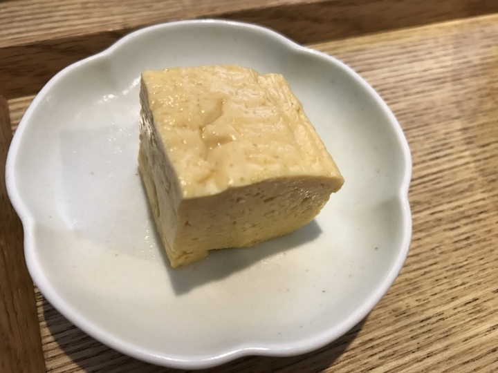[食記] 小器食堂。日式定食--鹽烤鯖魚、漢堡排(中山站)