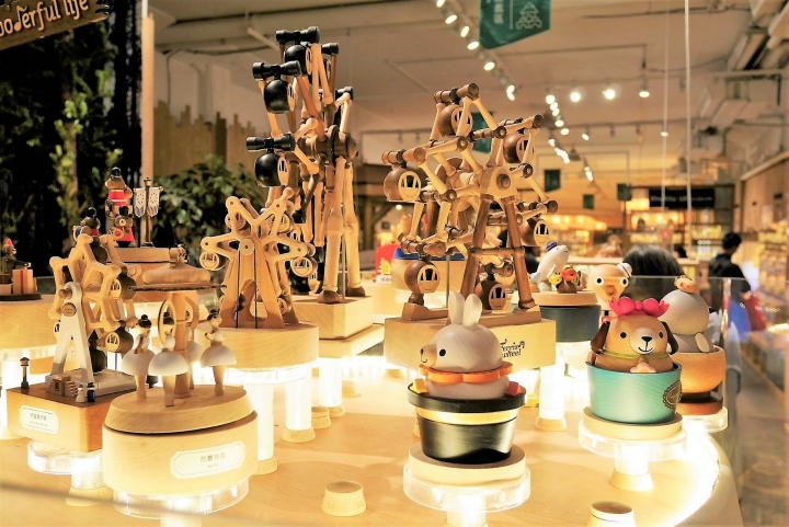 【台北華山文創園區 | 展覽】結合多種療癒展品與互動遊戲區的「Wooderful Life手創生活體驗展」