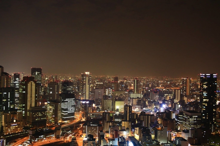 【玩 日本】大阪 梅田空中庭園展望台360度大阪無敵夜景(含交通介紹)
