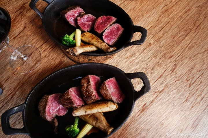 【高雄前鎮│牛排】Beer Beef比爾比夫和牛熟成館│一次享受乾式熟成牛排特有香氣與濕式熟成牛排甜度飽滿，佐杯紅酒搭配精緻頂級prime等級牛肉讓人融化│適合節日慶祝或是正式約會