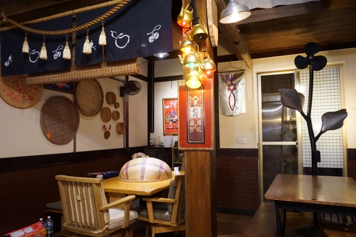 【元祖勝峰大眾本舖】佈置違和餐點普