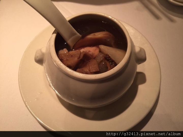 [食記] 國賓飯店粵菜廳~松露龍蝦四人券