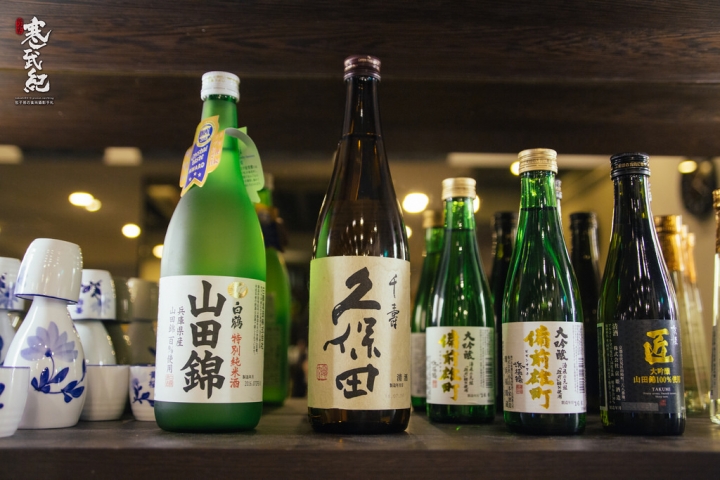 帝一帝王蟹頂級燒烤吃到飽‧捷運西湖站｜1350+10%超強帝王蟹牛排燒烤吃到飽‧專人桌邊服務‧啤酒也能喝到爽喔！