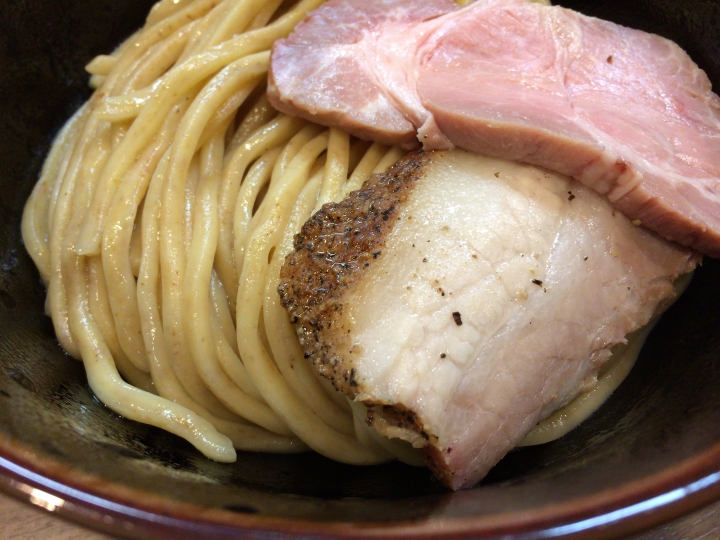 【美食。食記】東京 蒲田 湯頭厚重 煮干鮮香 宮元 拉麵 沾麵 一燈小徒弟 煮干しつけ麺