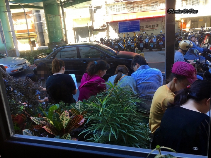 喜悅早餐坊Enjoy Breakfast/新式饅頭漢堡、鐵鍋蛋餅、輕食料理(板橋江子翠站)