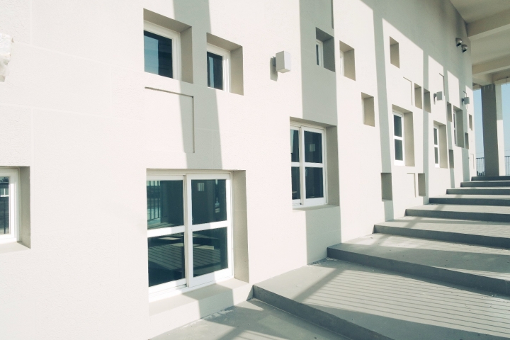 【台南七股】『七股遊客中心』私房景點♡錯綜交錯的線條與灰白底色，一窗一格透出海水鹹味和台南的溫暖│IG 最新打卡熱門景點，目前尚未啟用請好好愛護!!