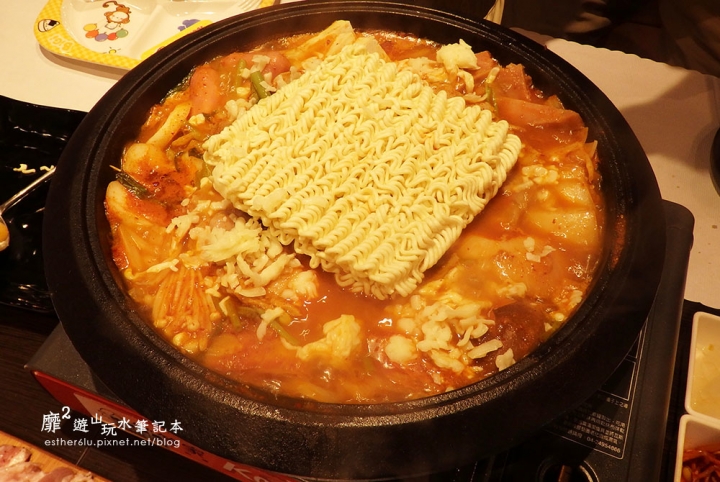 桃園餐廳~K-BOOM韓式料理 中壢店 桃園中壢車站/韓式燒肉(聚餐推薦)