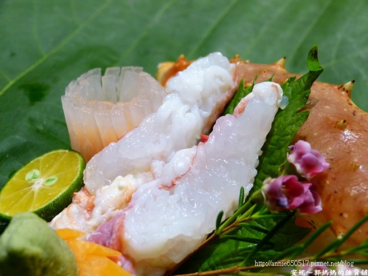 (((高雄食記)))新興區次郎本格日本料理美食與視覺的高級饗宴之鱈場蟹８吃，有商業午餐