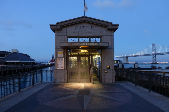 (胖樺遊記)舊金山San Francisco自由行DAY1景點交通美食攻略/Super Duper漢堡/Blue bottle藍瓶子咖啡/Crab House海鮮/Pier漁人碼頭/MUNI/BART/美西11日遊