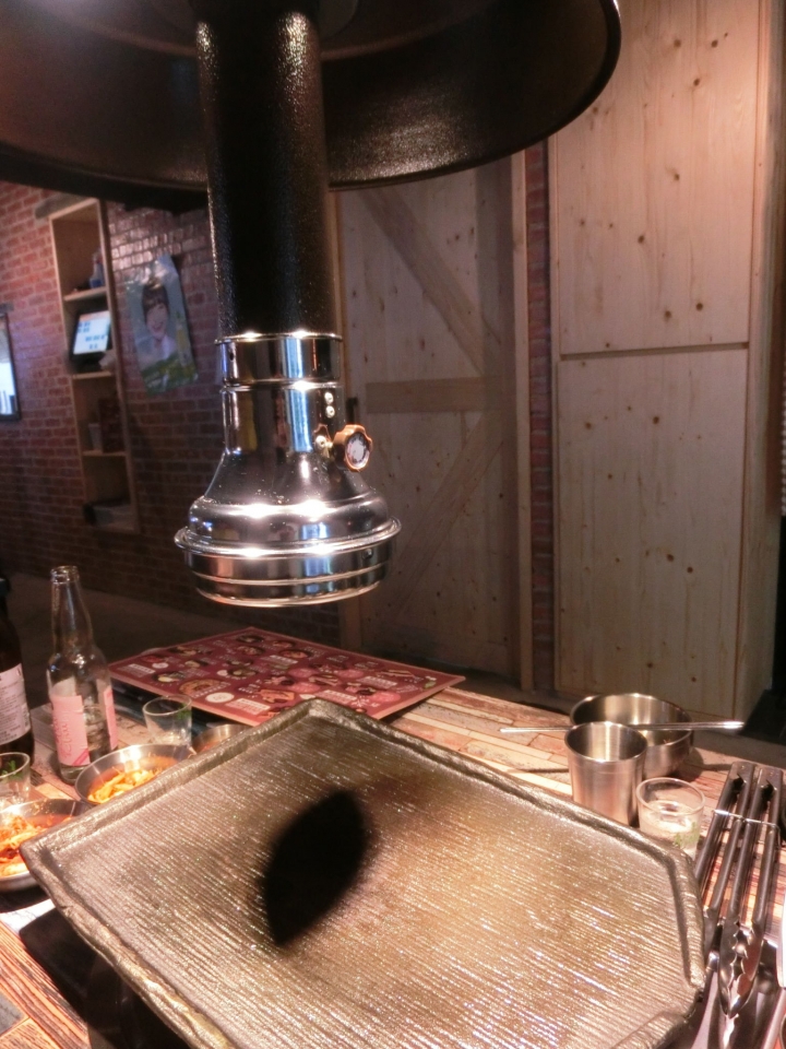 [咚咚家韓式豬肉專賣] 最道地的韓式燒烤 最強豬肉組合 伊比利豬&香草豬 韓國特色菜@國父紀念館2號出口