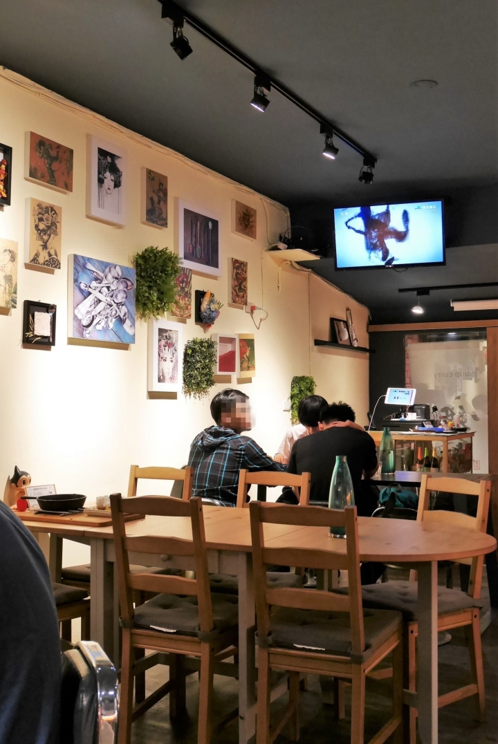 【台北師大夜市 | 餐廳】濃郁又清爽的道地日式湯咖哩♦銀兔湯咖哩