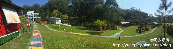 【宇哥去新竹】北埔的西瓜莊園.有可遮陽沙坑/小火車/攀岩/溜滑梯/塗鴉區/大草皮/Pizza DIY/各式童玩/大草皮/免費的運動器材借用/非常親民又好玩的親子旅遊點