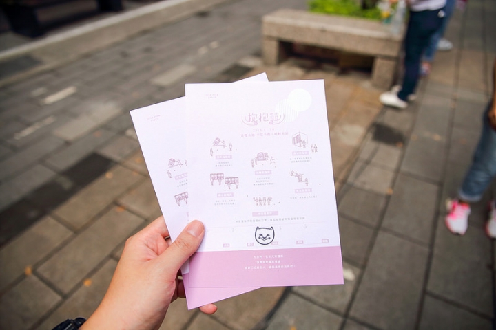 【玩 台北】信義區 遇見"愛Sharing 2016"。走我們一去逛信義商圈。繽紛聖誕信義商圈(上篇)