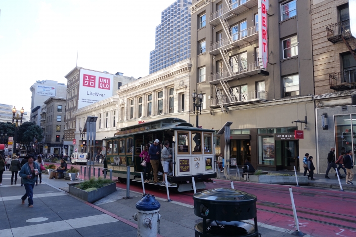 (胖樺遊記)舊金山San Francisco自由行DAY1景點交通美食攻略/Super Duper漢堡/Blue bottle藍瓶子咖啡/Crab House海鮮/Pier漁人碼頭/MUNI/BART/美西11日遊