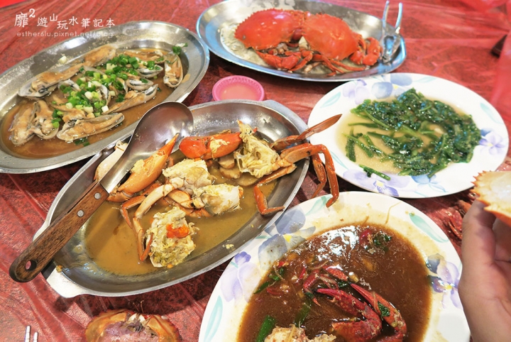 新北石門富基漁港~春金活海產 螃蟹季吃螃蟹大餐