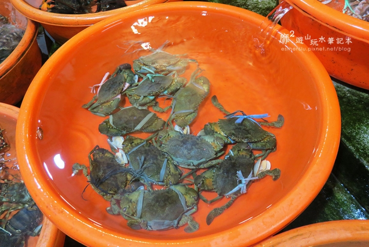 新北石門富基漁港~春金活海產 螃蟹季吃螃蟹大餐