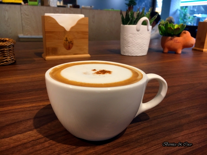 喜悅早餐坊Enjoy Breakfast/新式饅頭漢堡、鐵鍋蛋餅、輕食料理(板橋江子翠站)
