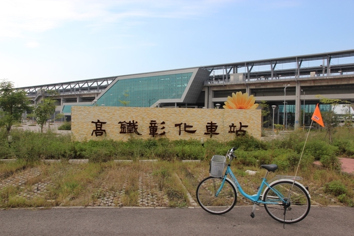 台 灣 米 倉 田 中 之 旅 ( 下 ) 騎 遊 八 堡 圳