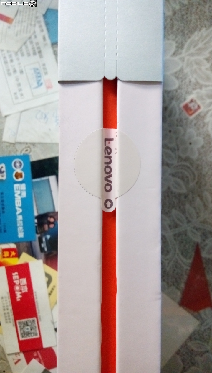 Lenovo YOGA BOOK for Windows10 到手