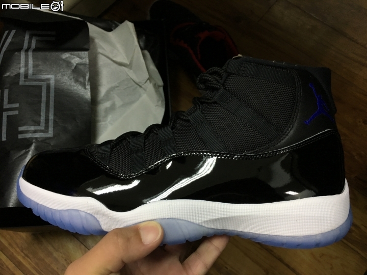 Air Jordan 11 Space Jam簡易開箱