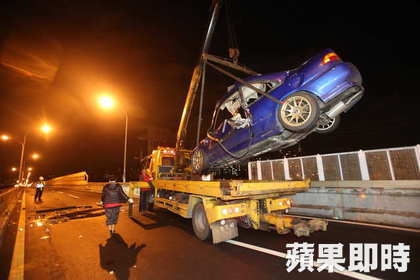 [死亡車禍]水源快速道路三車高速競飆 警方追查